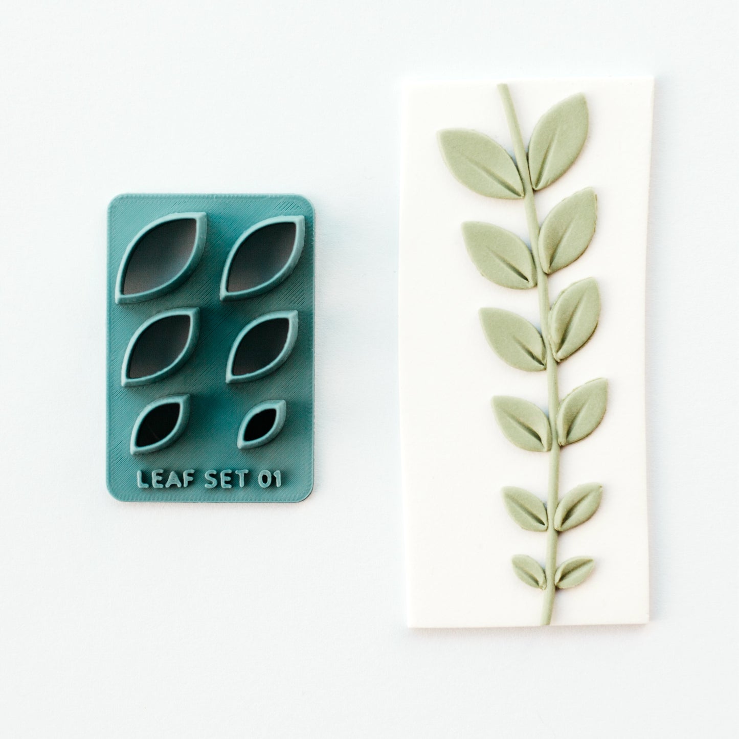 'Leaf 1' Florals Multi-Cutter Set - Claylab