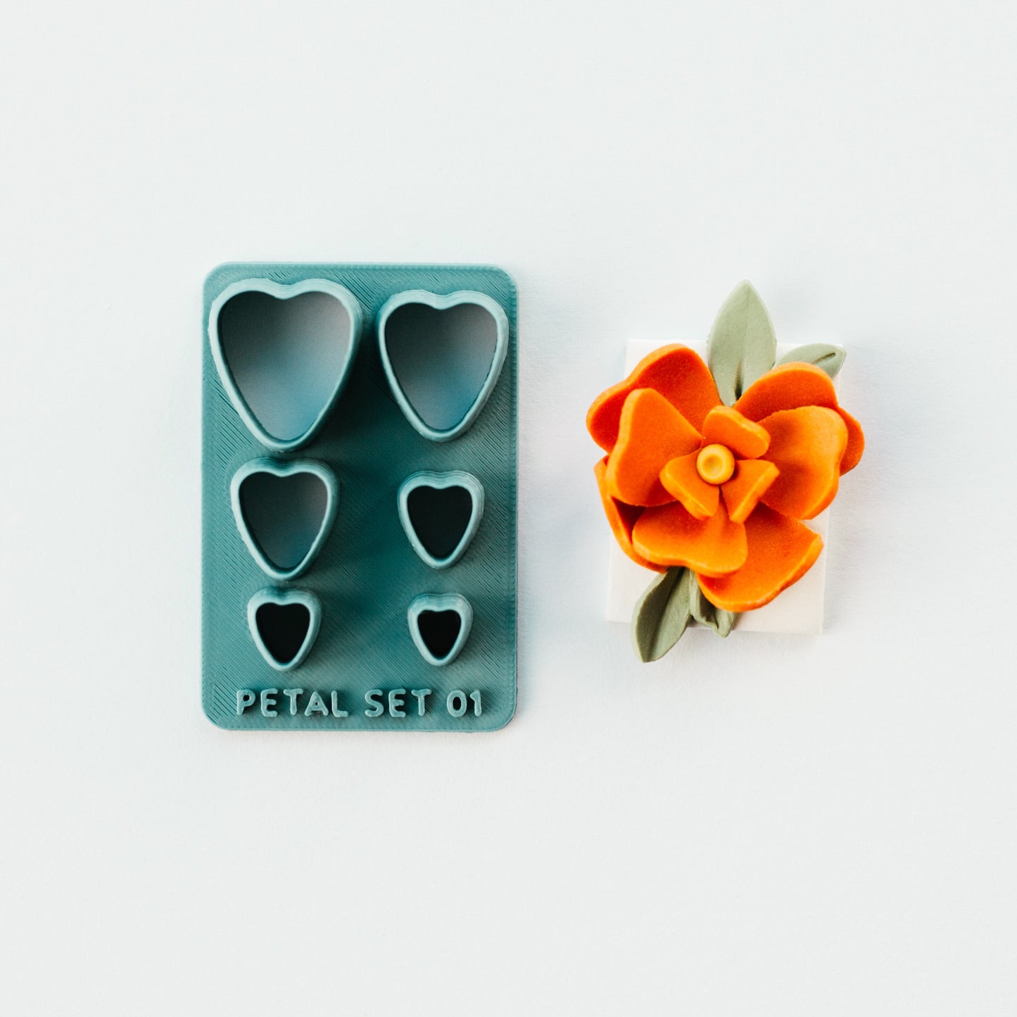 'Petal 1' Florals Multi-Cutter Set - Claylab